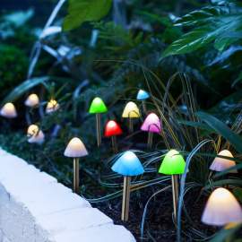 Lampă solară LED - 12 mini ciuperci - multicolor - 28,5 cm x 4 m