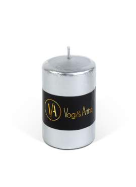 Lumânare cilindrică – argintie, fără parfum – 130 g
