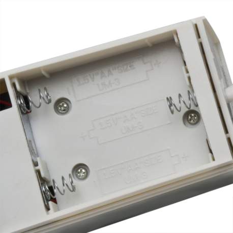 Camera falsa de supraveghere3xAA